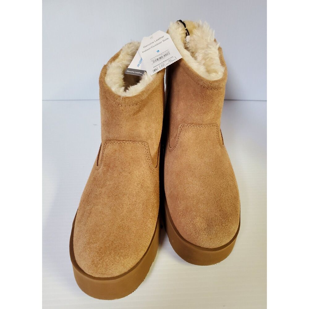 Time and Tru Genuine Leather Platform Boots Womens Size 9 NWT